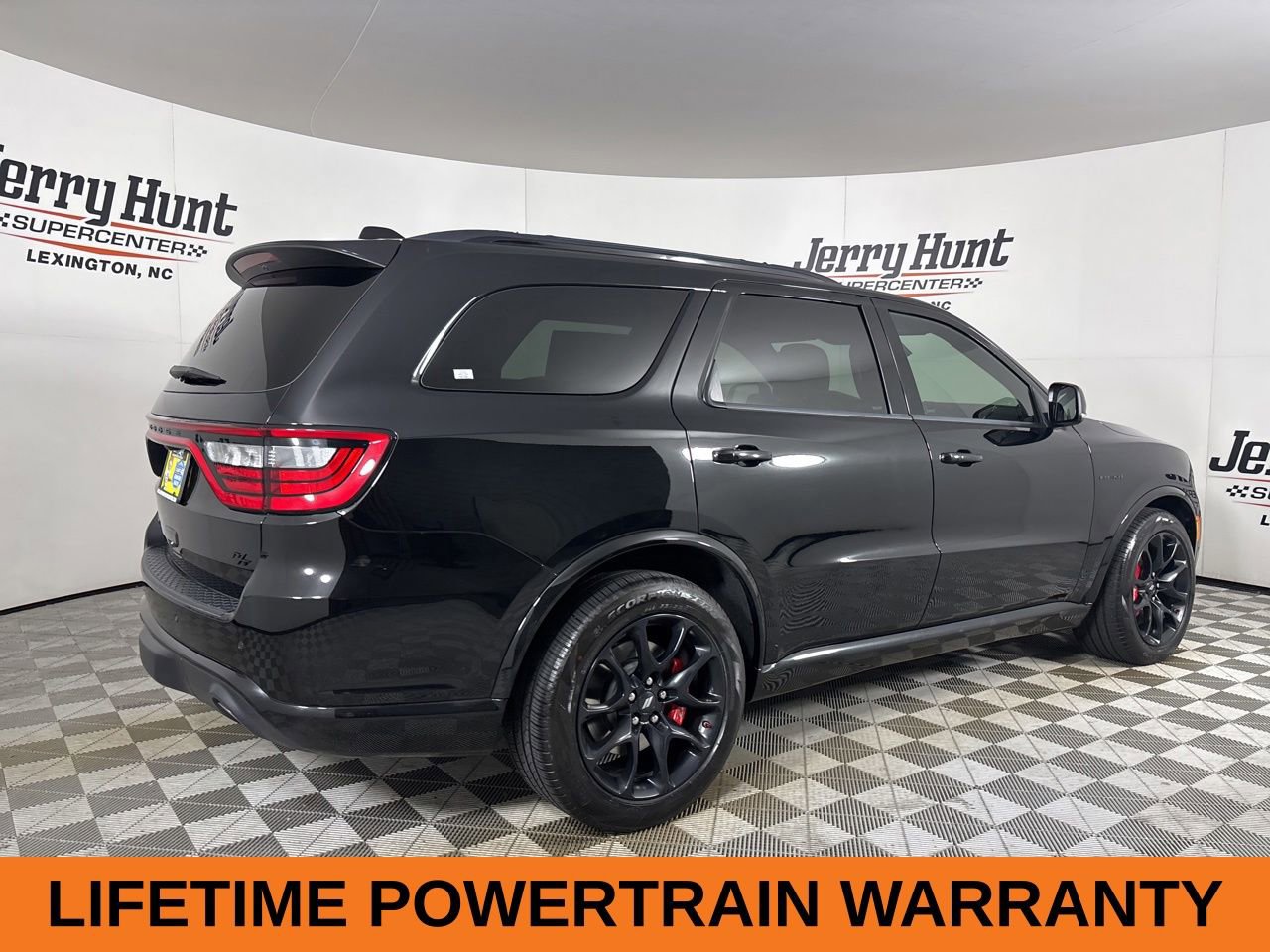Used 2024 Dodge Durango R/T w/ Tow 'N Go Package AWD/4WD image 5