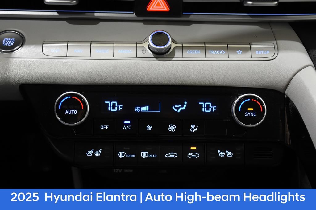 Used 2025 Hyundai Elantra Limited FWD image 21