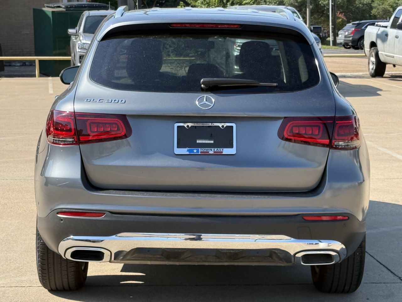 Used 2021 Mercedes-Benz GLC 300 image 6