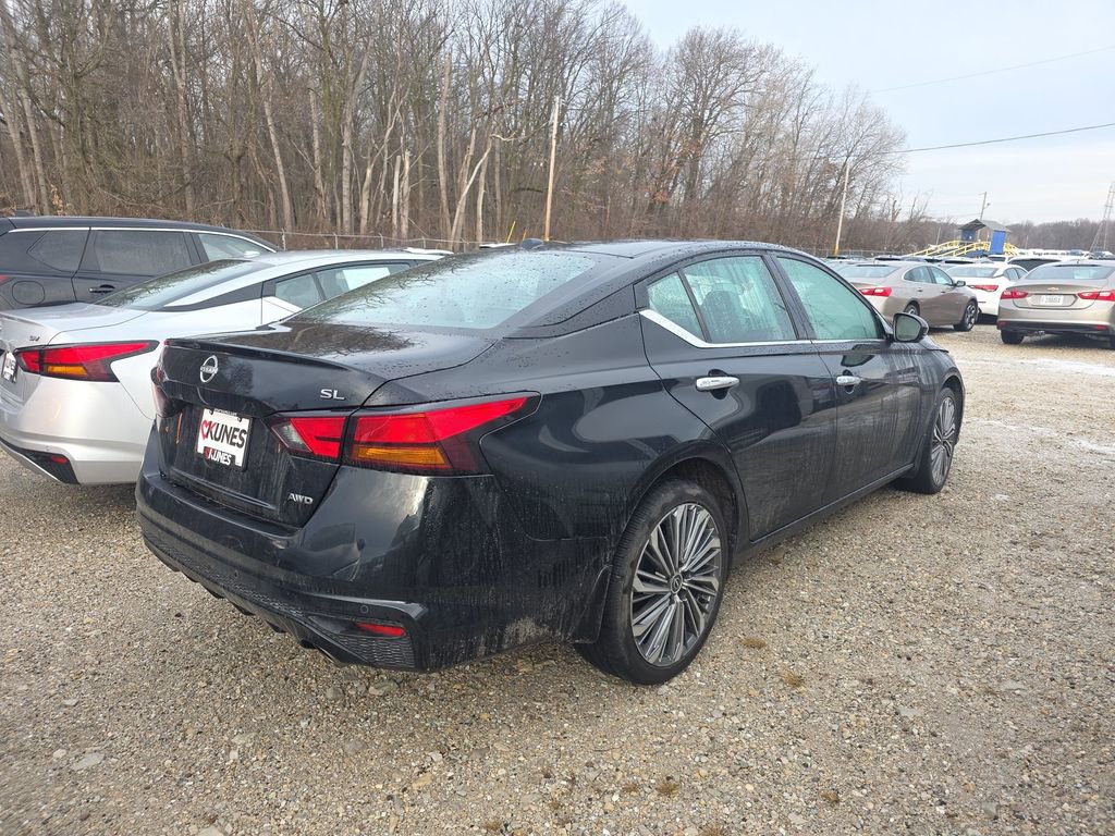 Used 2024 Nissan Altima 2.5 SL image 22
