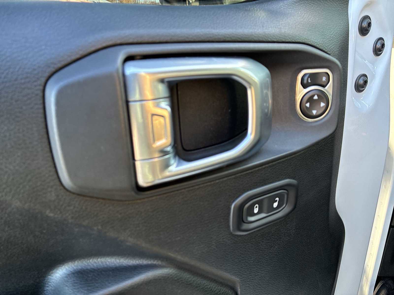 Used 2020 Jeep Wrangler Unlimited Sport image 22