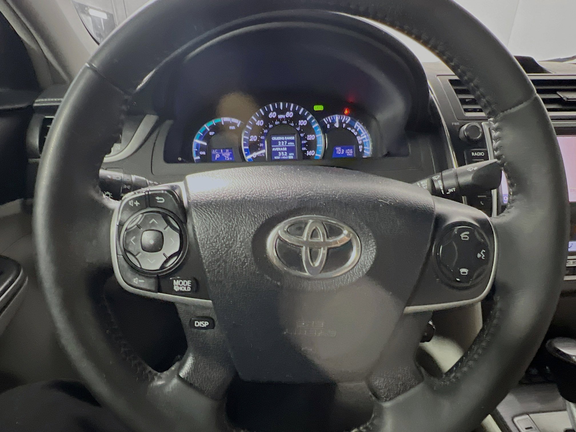 Used 2014 Toyota Camry XLE w/ Leather Package FWD image 18