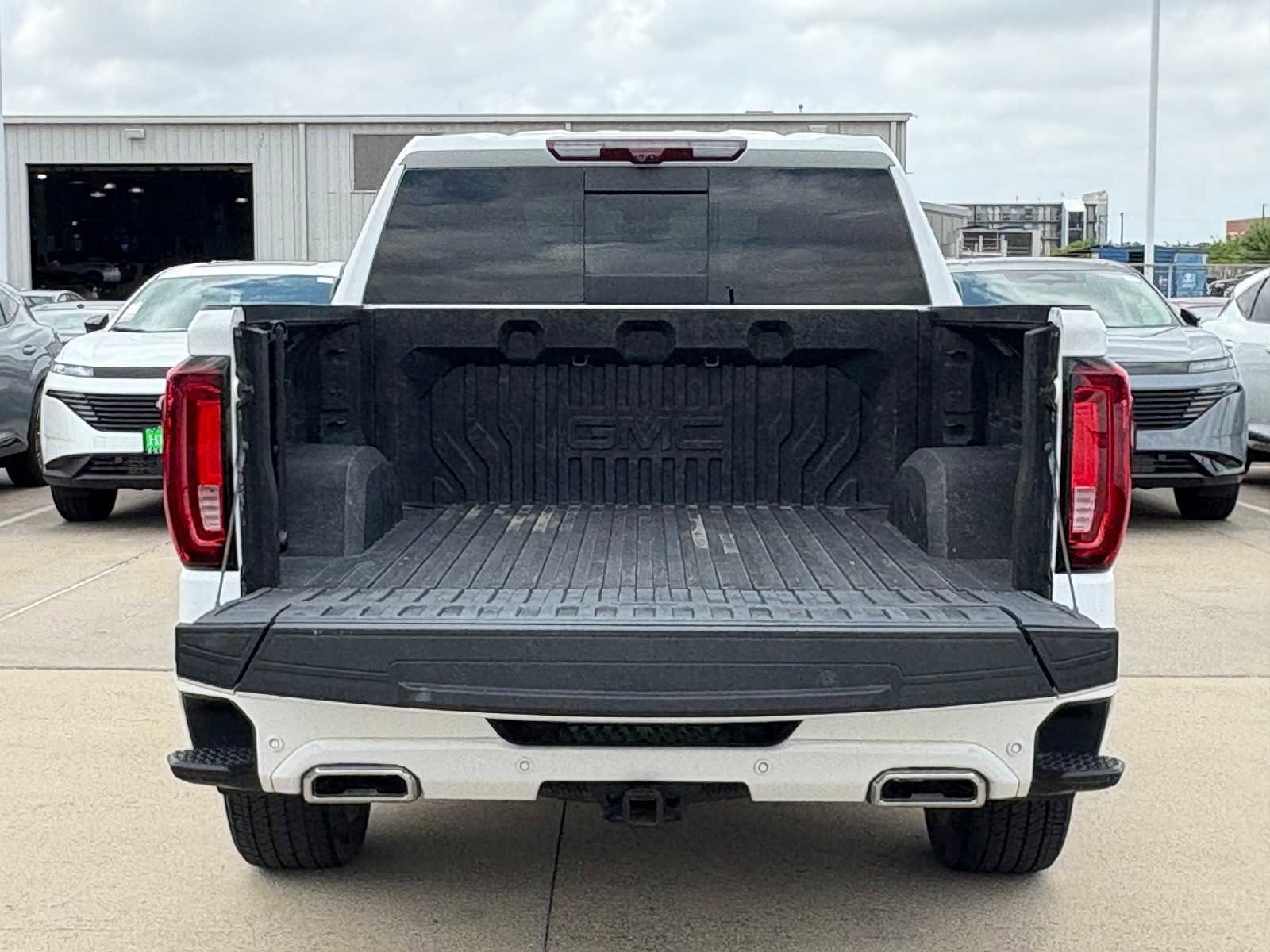 Used 2024 GMC Sierra 1500 Denali image 10
