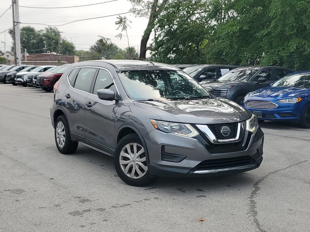 Used 2019 Nissan Rogue S FWD image 1