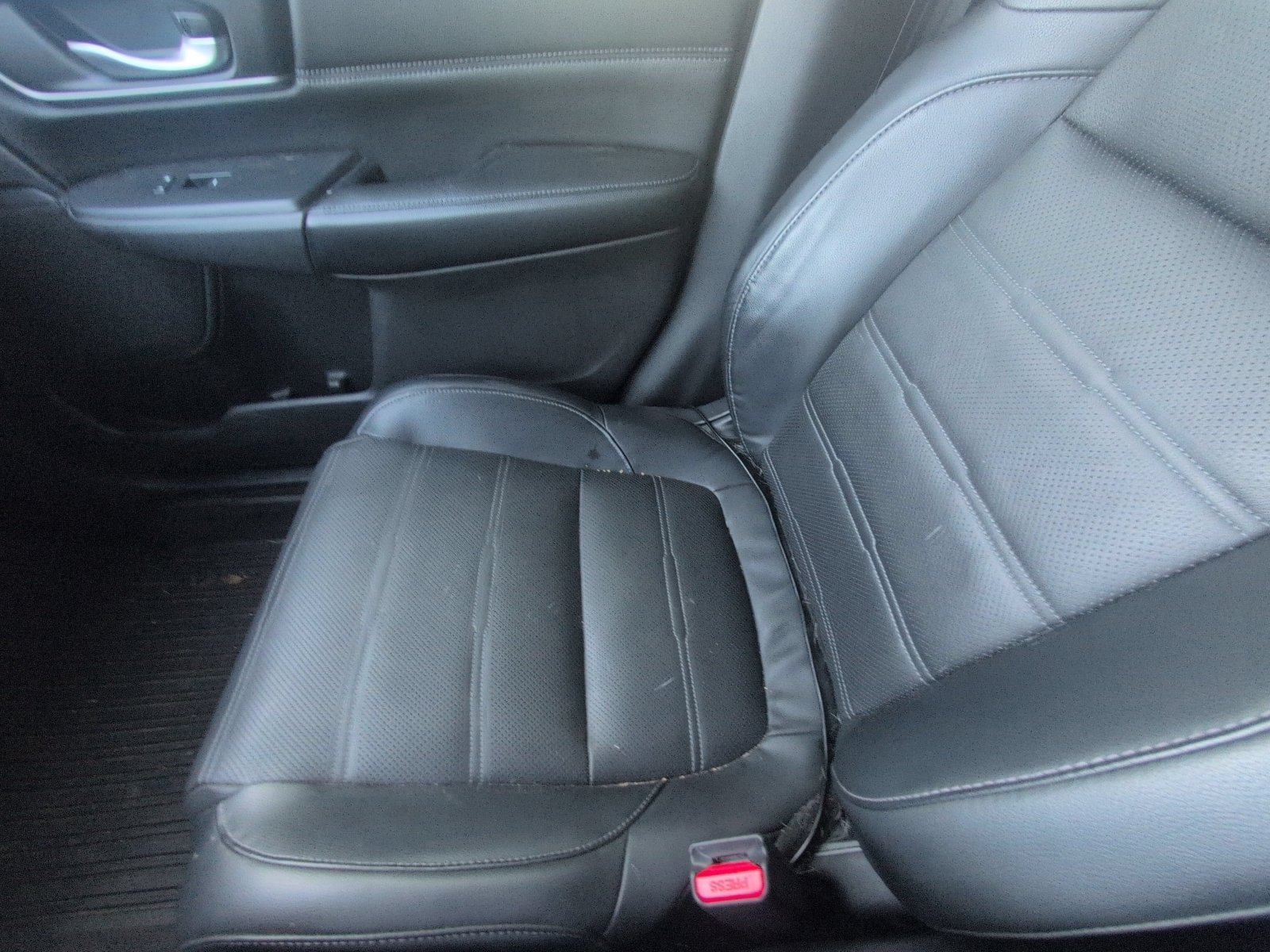 Used 2017 Honda CR-V Touring image 6