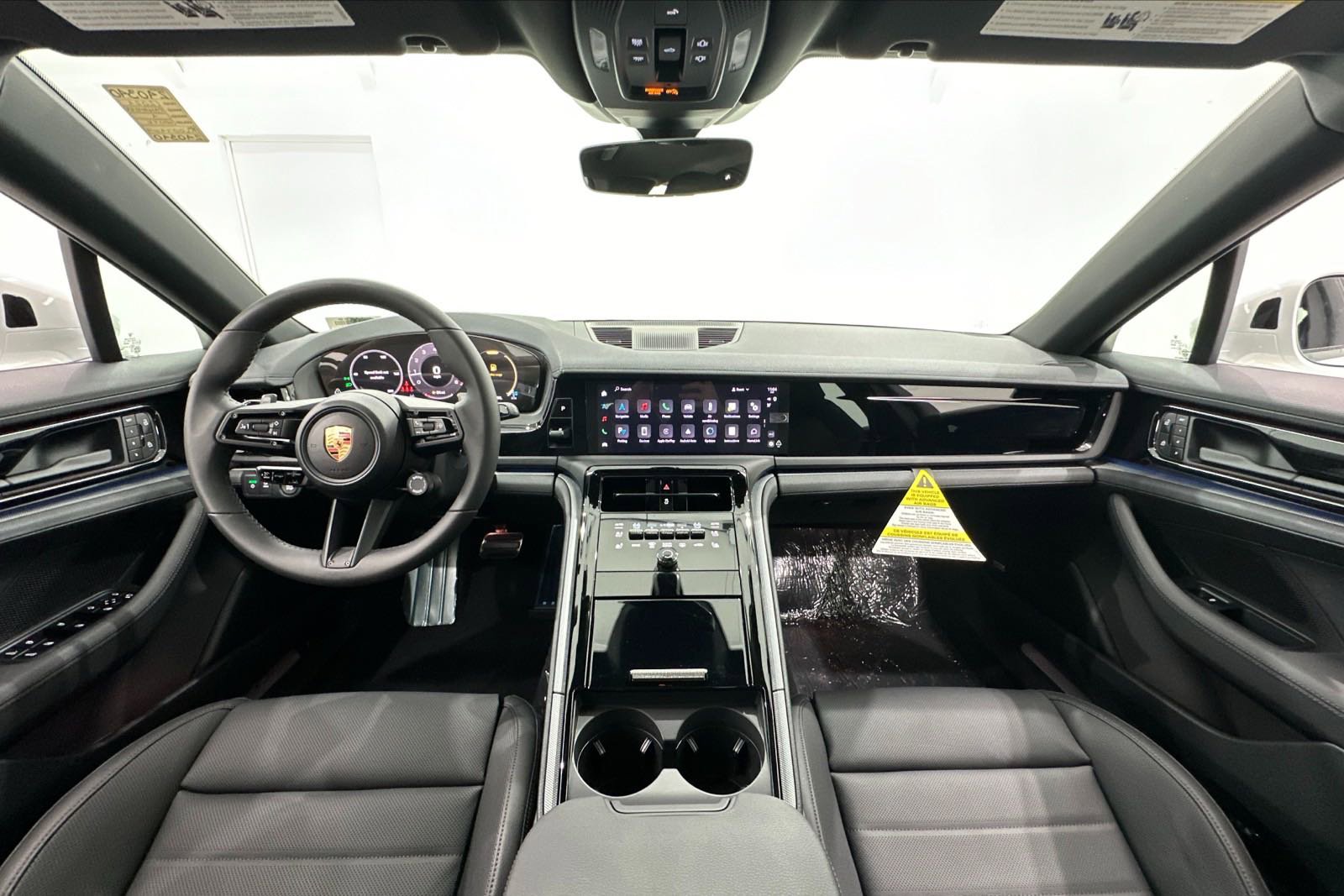 Certified 2024 Porsche Panamera 4 image 18