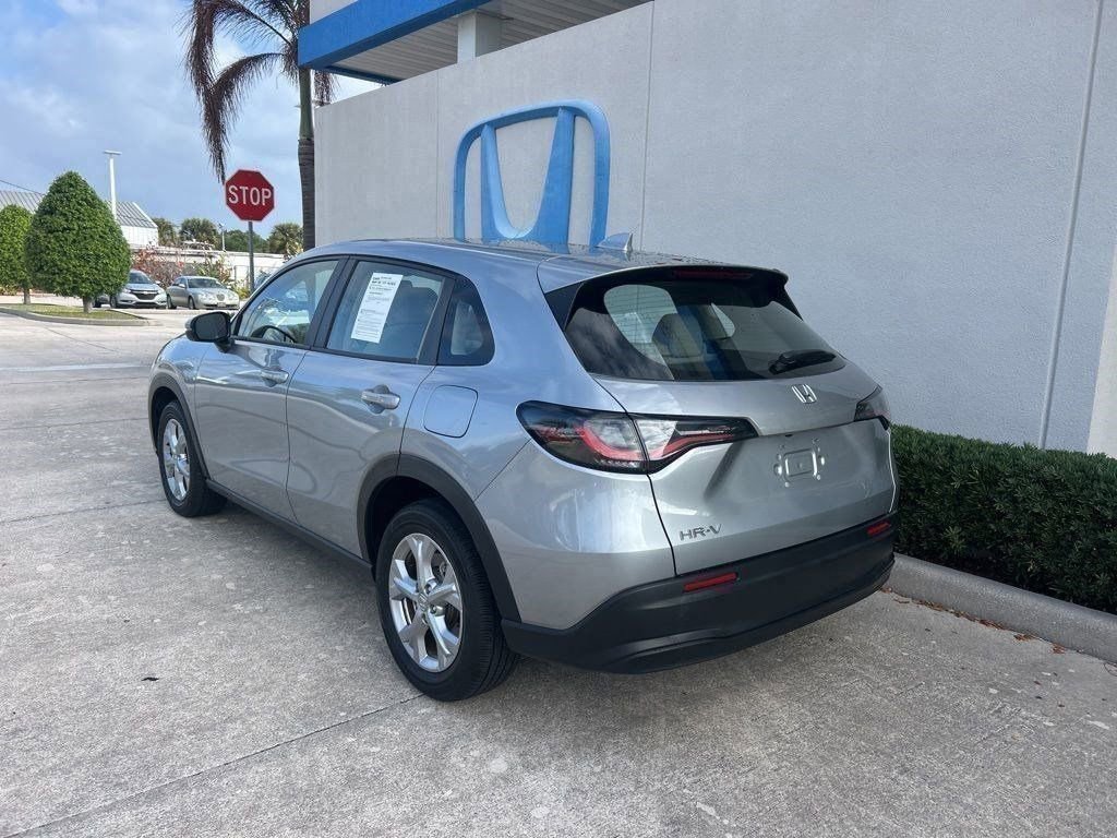 Certified 2024 Honda HR-V LX image 6