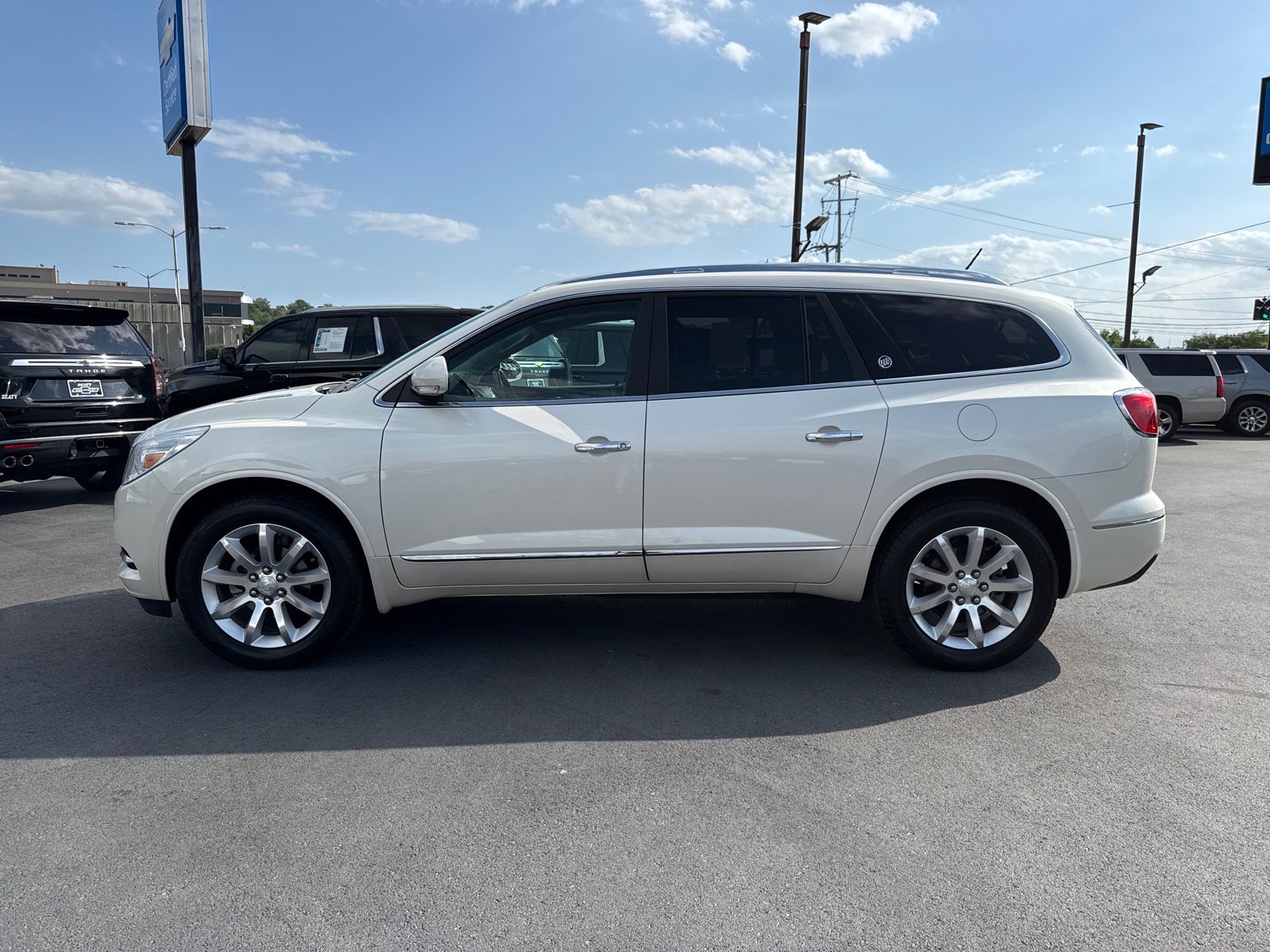 Used 2015 Buick Enclave Premium w/ Experience Buick Package image 6