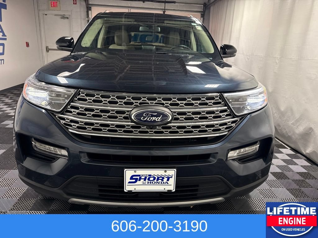 Used 2023 Ford Explorer Limited w/ Limited Technology Package AWD/4WD image 3
