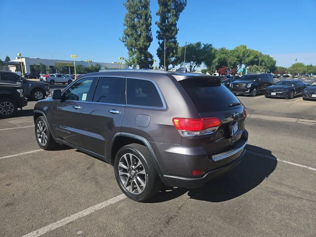 Used 2018 Jeep Grand Cherokee Limited RWD image 5