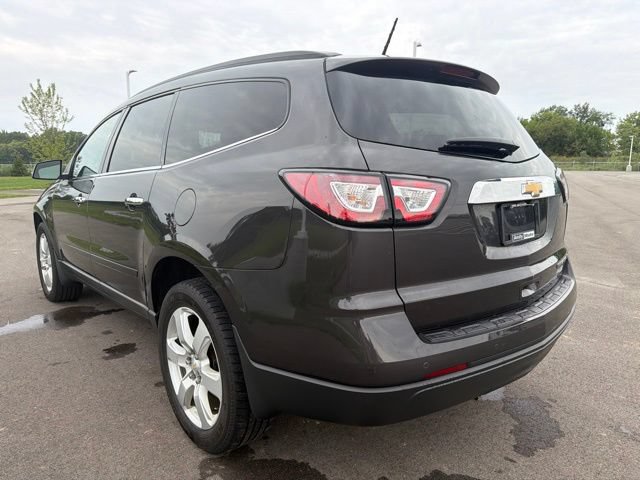 Used 2016 Chevrolet Traverse LT w/ Style and Technology Package FWD image 14