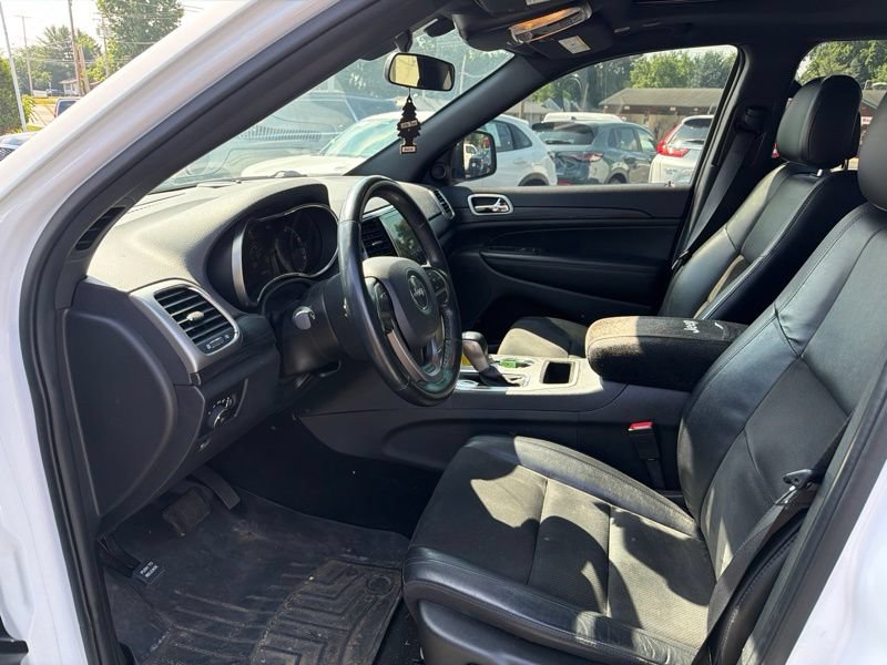 Used 2021 Jeep Grand Cherokee Laredo X AWD/4WD image 13