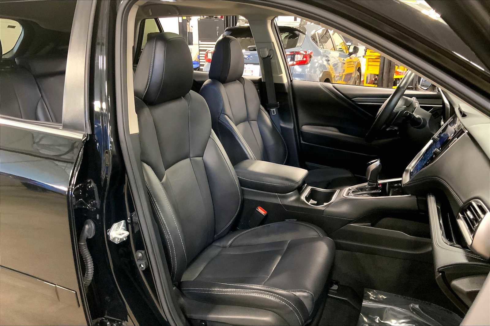 Used 2023 Subaru Outback Limited image 9