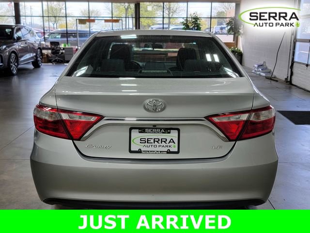 Used 2016 Toyota Camry LE FWD image 6