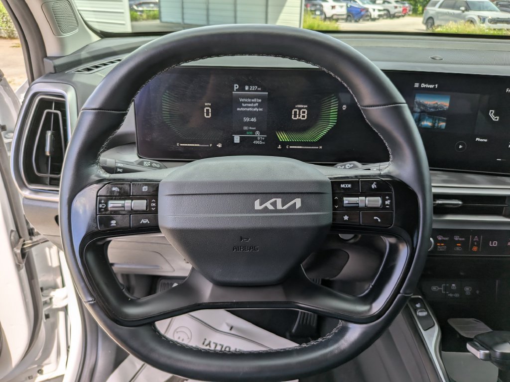 Certified 2026 Kia Sorento S w/ S Panoramic Sunroof Package FWD image 29