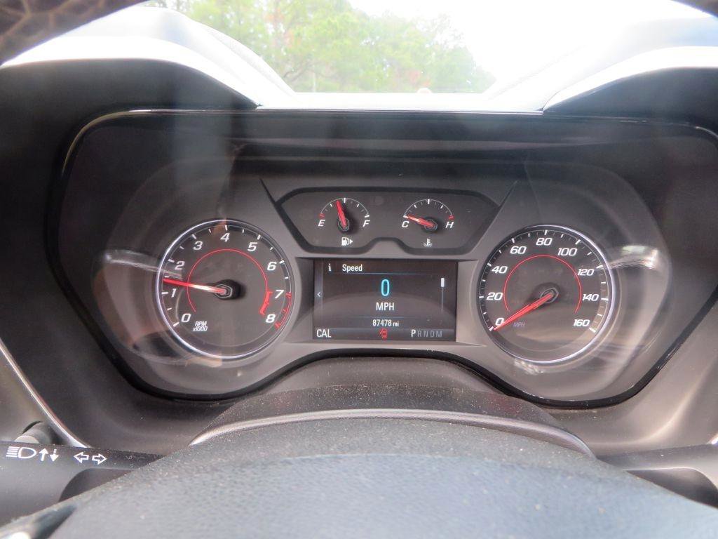 Used 2018 Chevrolet Camaro LT image 17