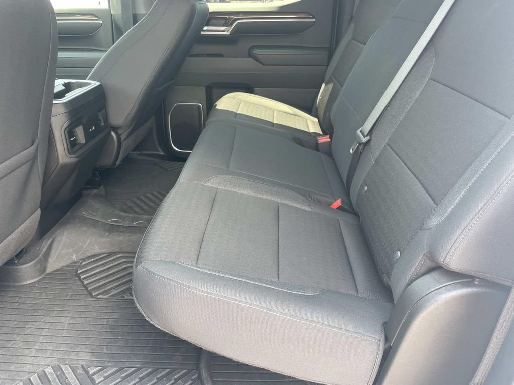 Used 2024 Chevrolet Silverado 1500 LT AWD/4WD image 12