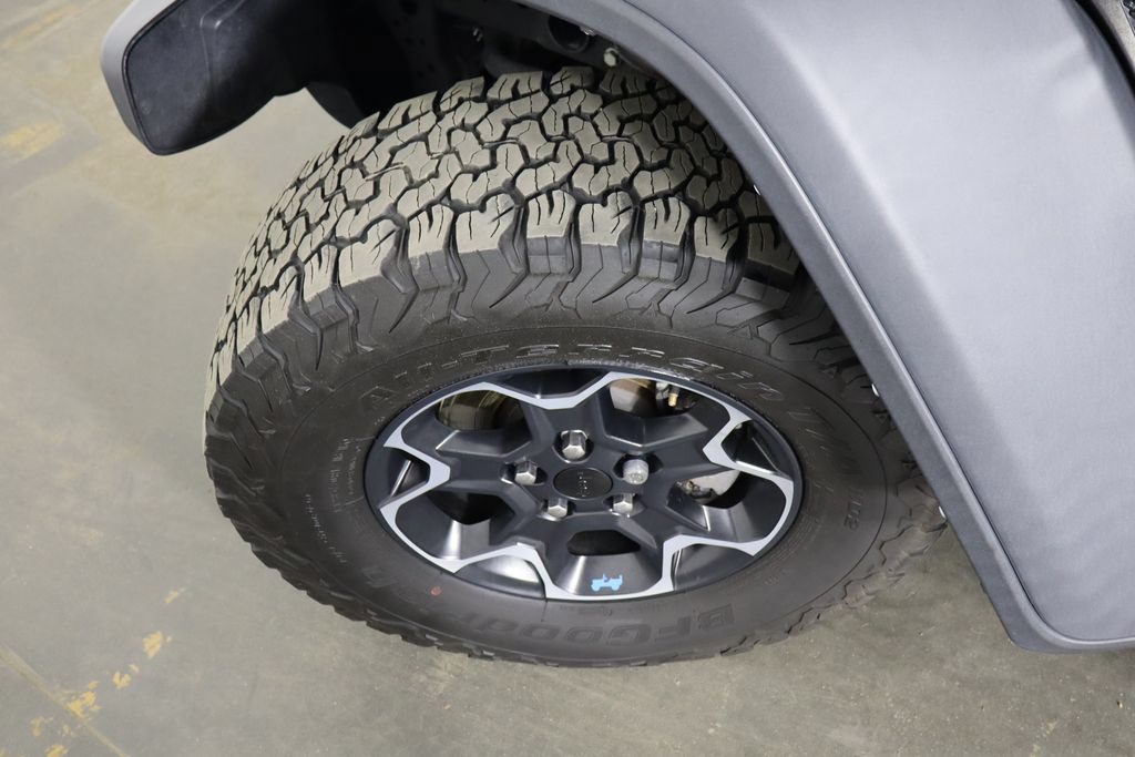 Used 2023 Jeep Wrangler Unlimited Rubicon 4xe AWD/4WD image 43
