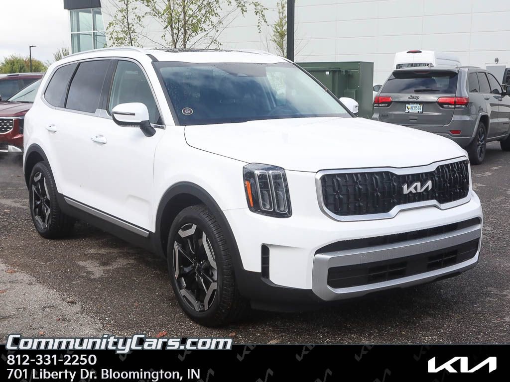 New 2025 Kia Telluride EX w/ EX Captain's Chair Package