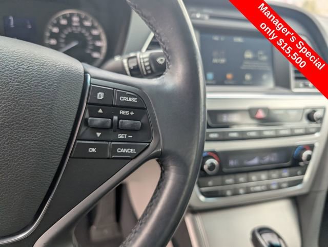 Used 2017 Hyundai Sonata Limited image 19