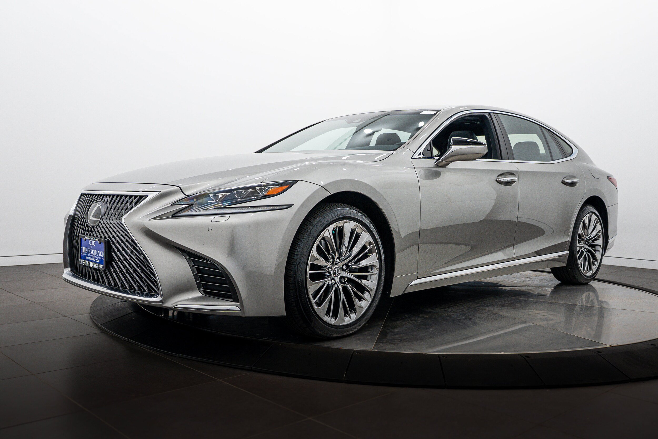 Used 2019 Lexus LS 500 AWD w/ Interior Upgrade Package image 7
