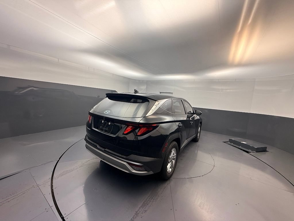 Certified 2026 Hyundai Tucson SE FWD image 5