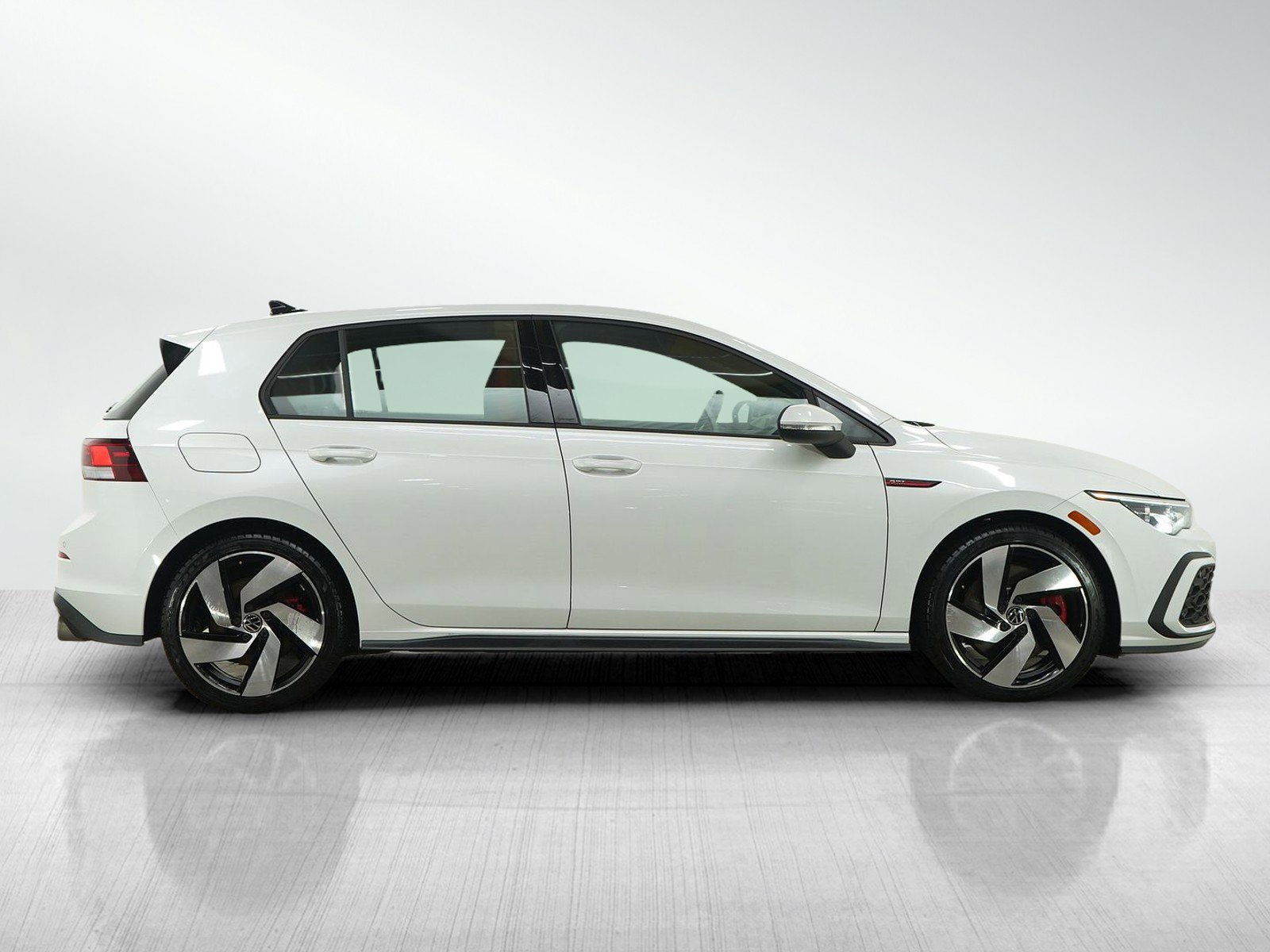 Used 2023 Volkswagen GTI SE FWD image 6