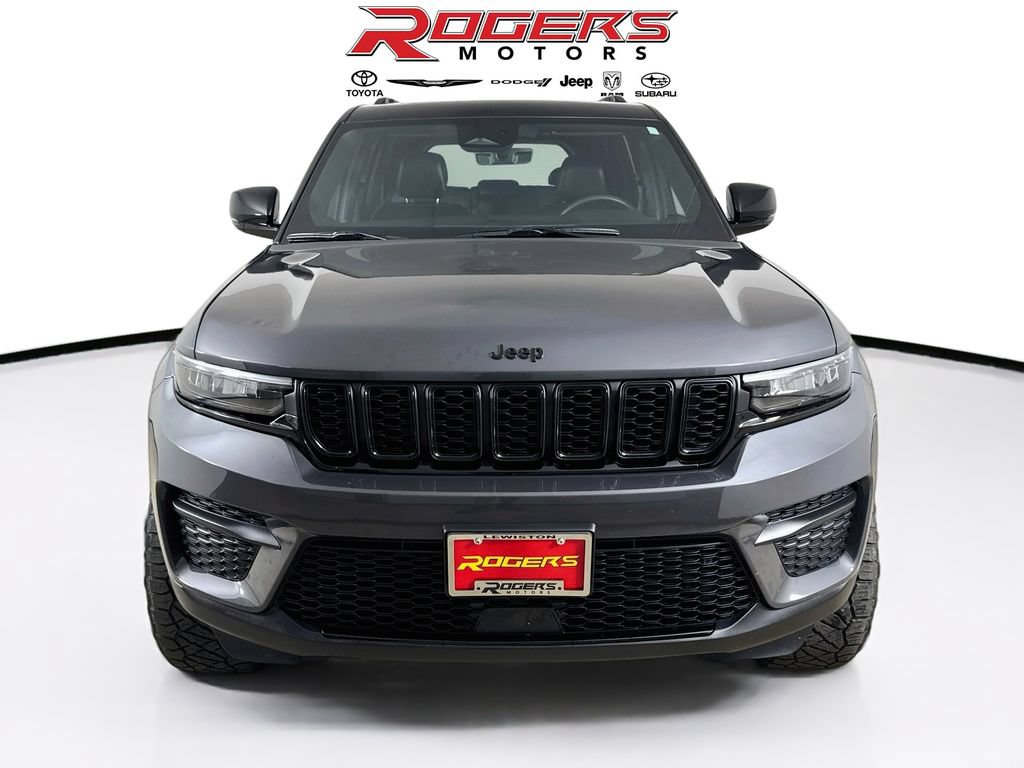 Certified 2025 Jeep Grand Cherokee Altitude AWD/4WD image 2