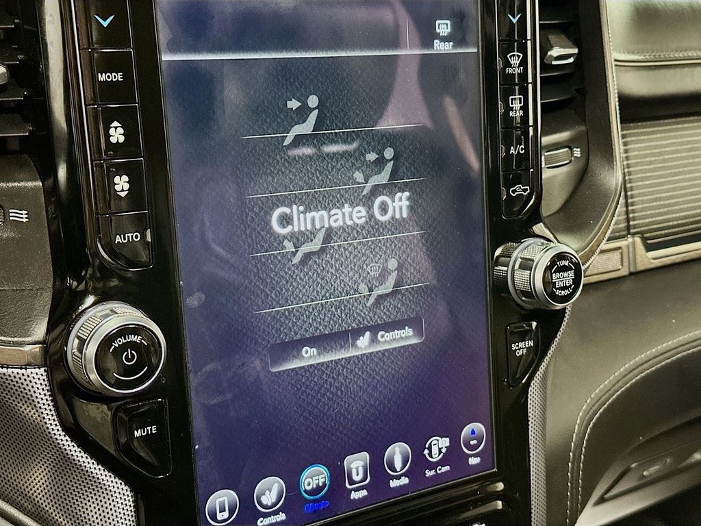 Used 2020 RAM 3500 Limited image 15