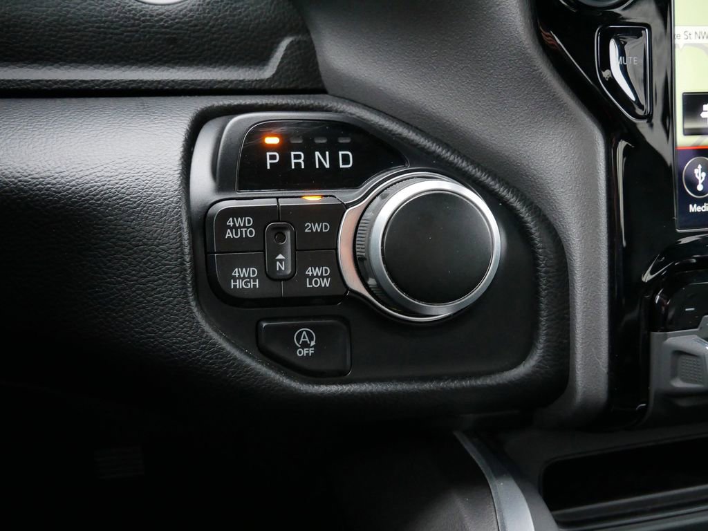 Certified 2021 RAM 1500 Big Horn image 36