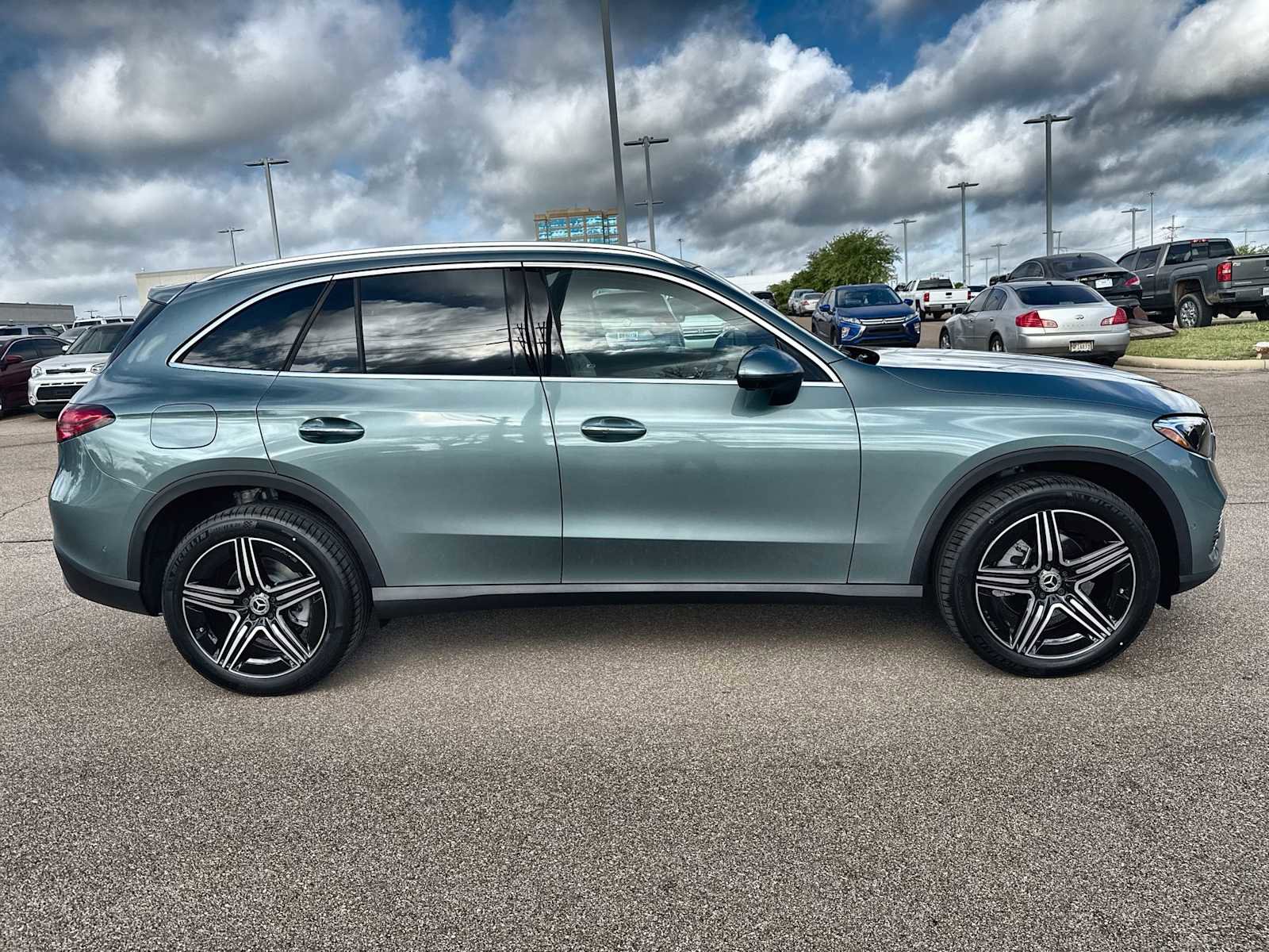 New 2026 Mercedes-Benz GLC 300 image 10