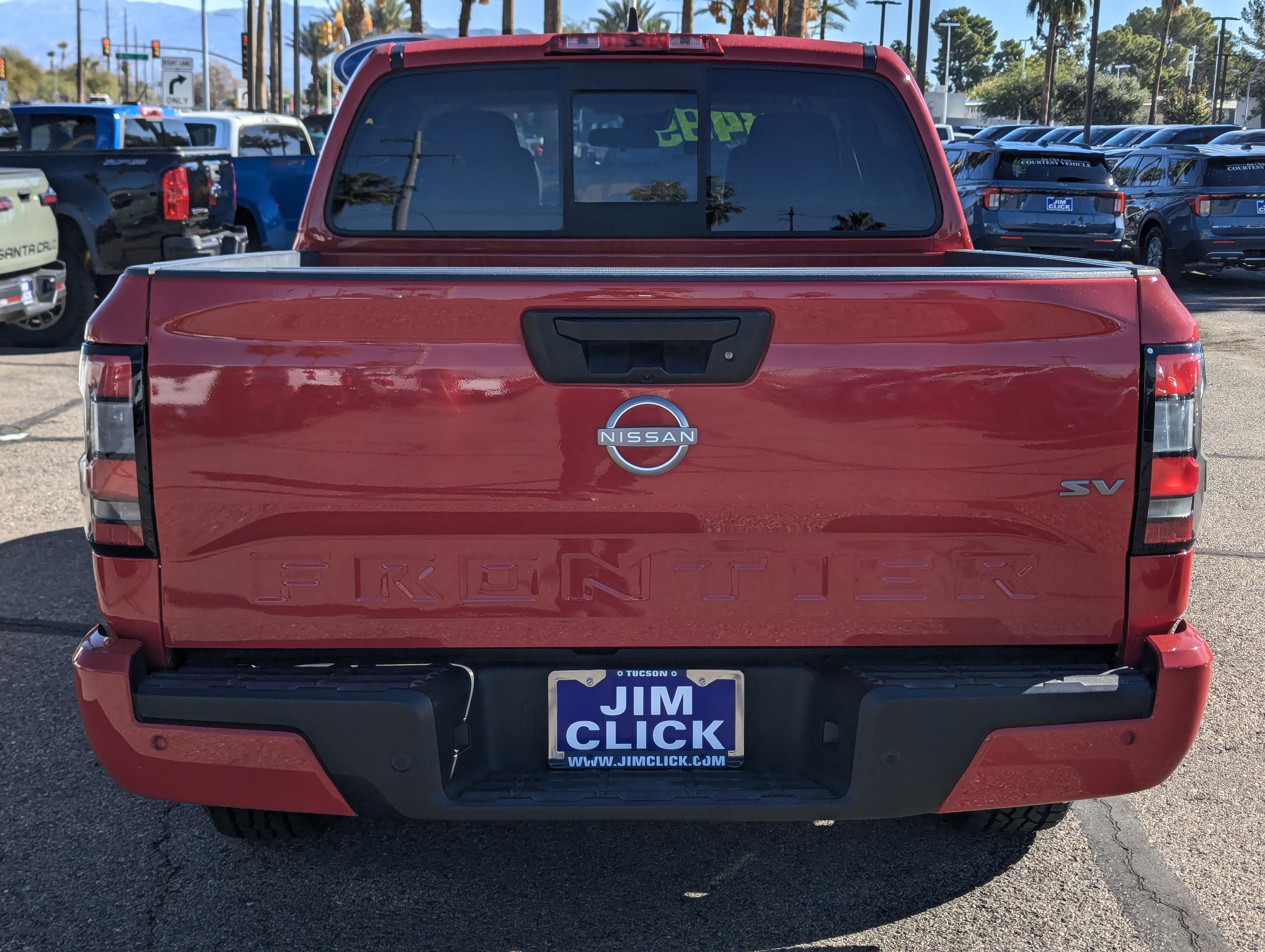 Used 2022 Nissan Frontier SV image 3