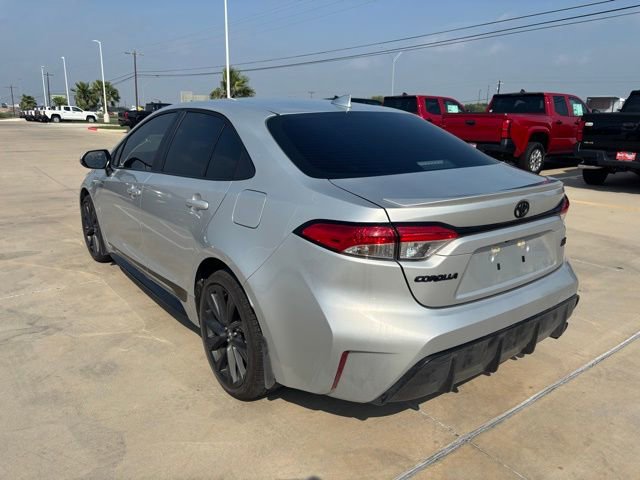 Used 2026 Toyota Corolla SE FWD image 4