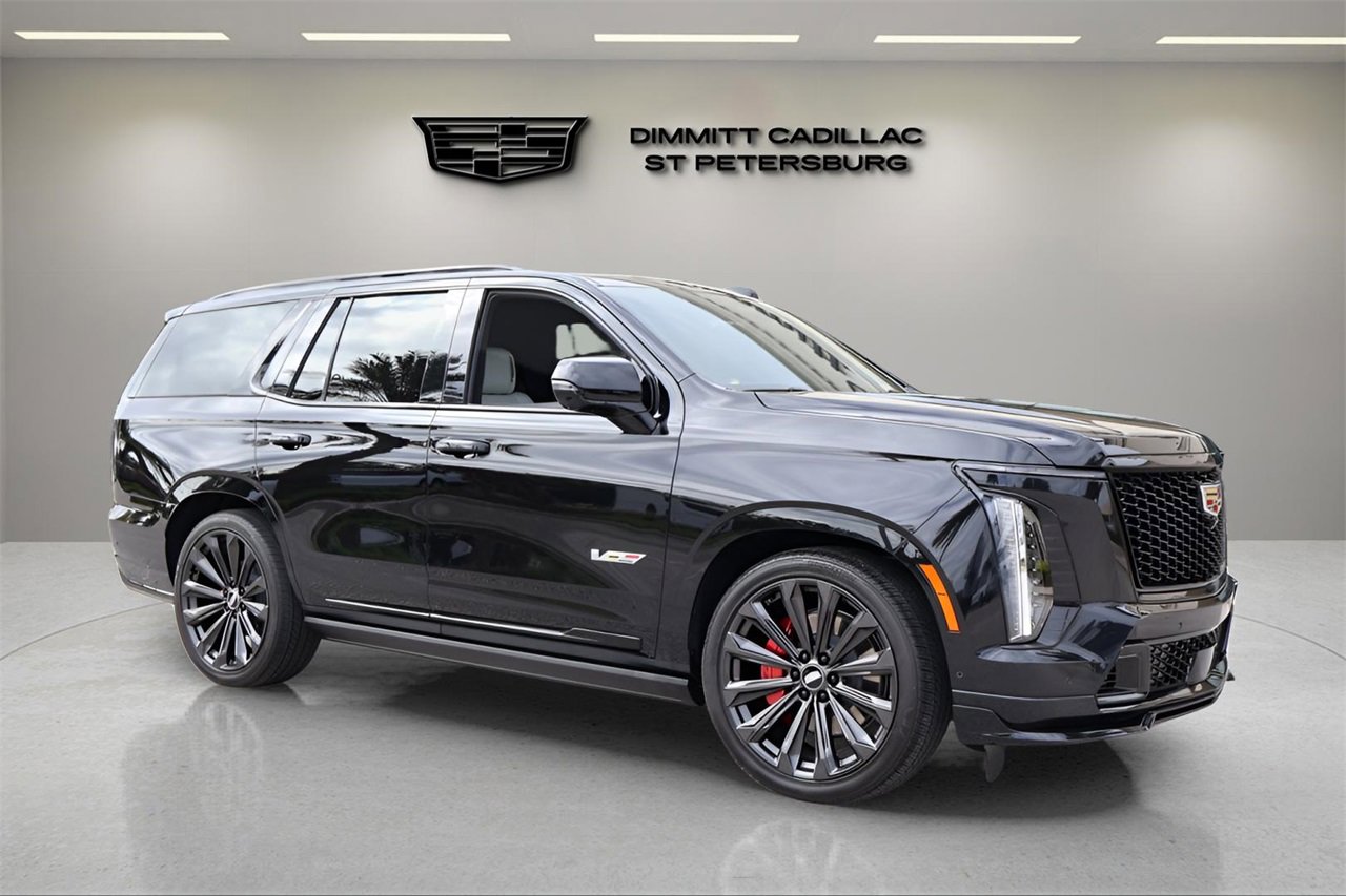 Certified 2025 Cadillac Escalade V w/ LPO, Floor Liner Package image 7