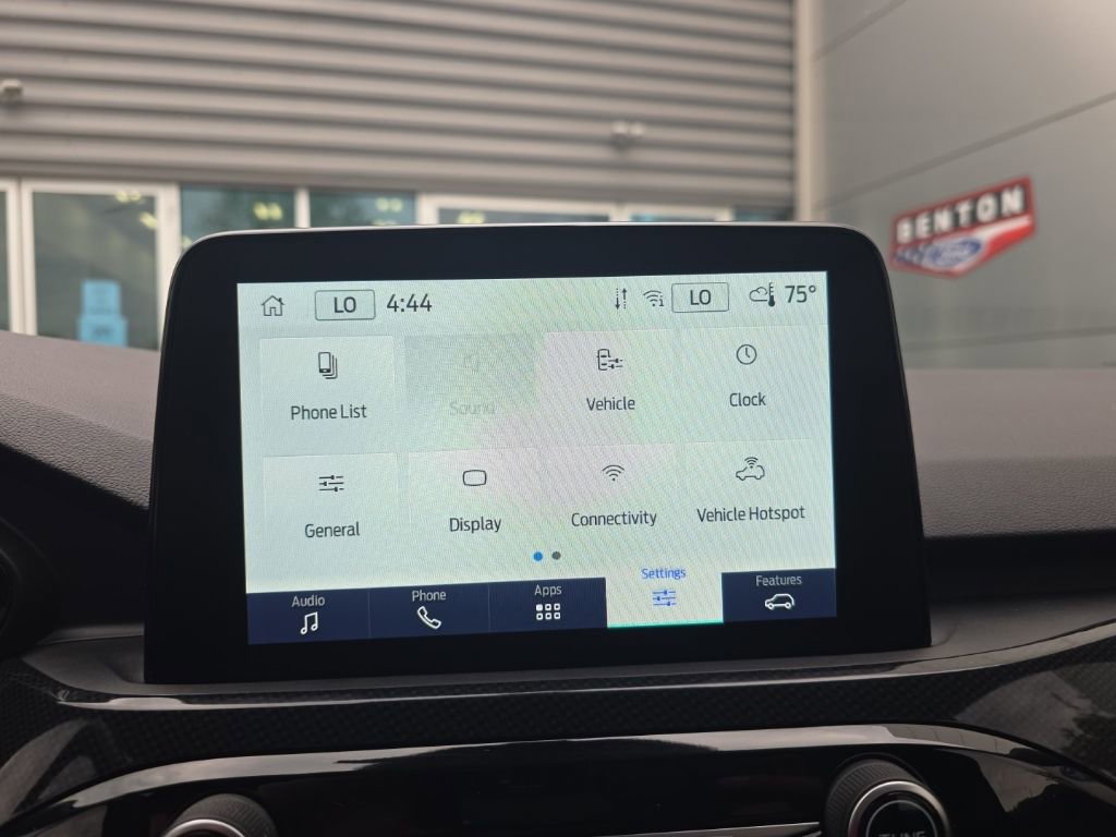 Used 2025 Ford Escape ST-Line w/ Equipment Group 301A image 21