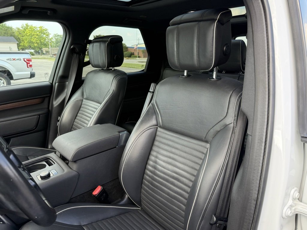Used 2022 Land Rover Discovery HSE R-Dynamic image 10