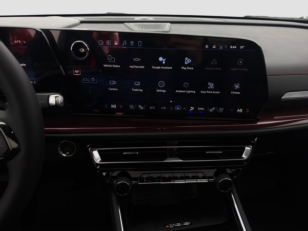 New 2026 Chevrolet Traverse RS w/ LPO, Floor Liner Package image 16