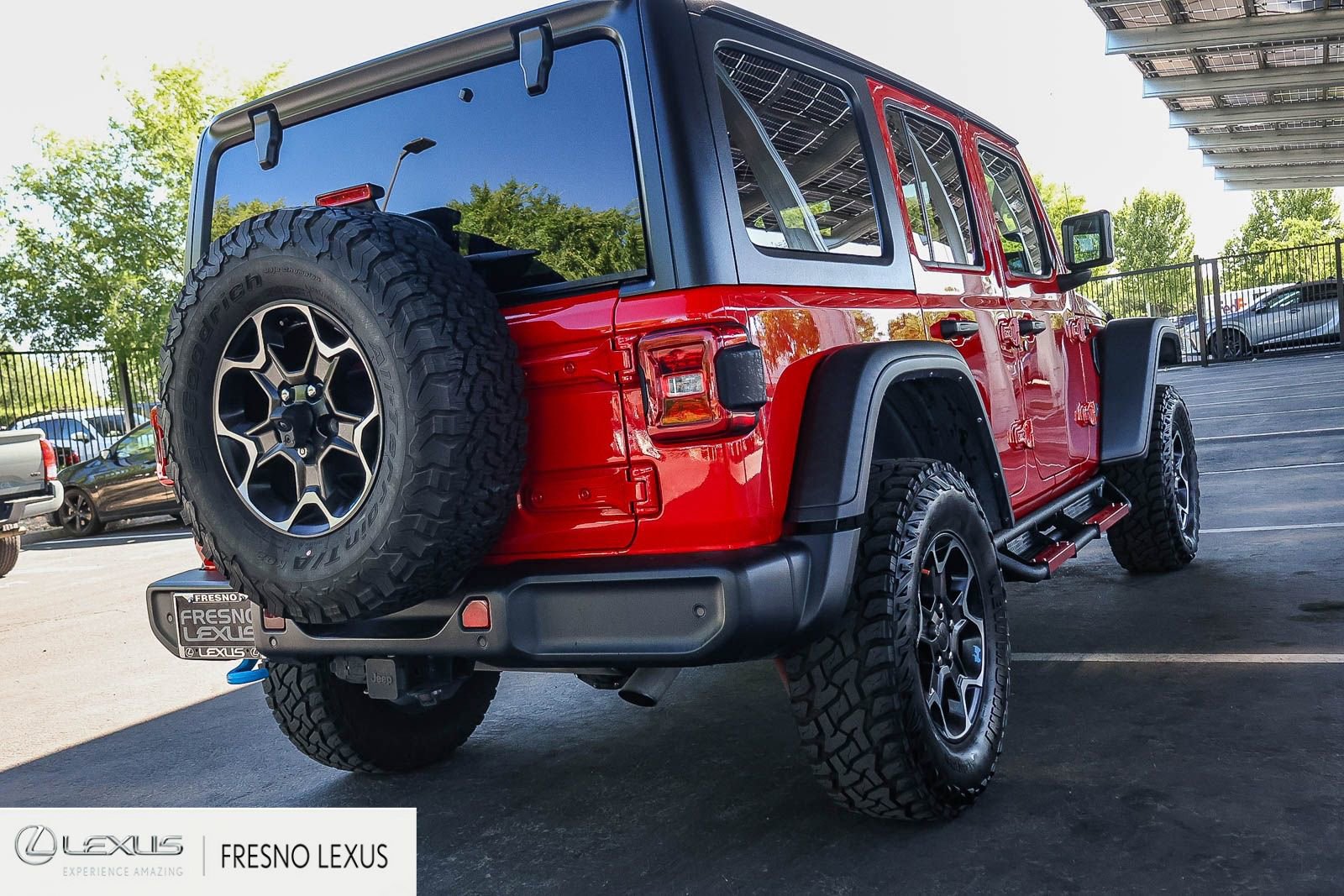 Used 2021 Jeep Wrangler Unlimited Rubicon 4xe w/ Safety Group AWD/4WD image 6