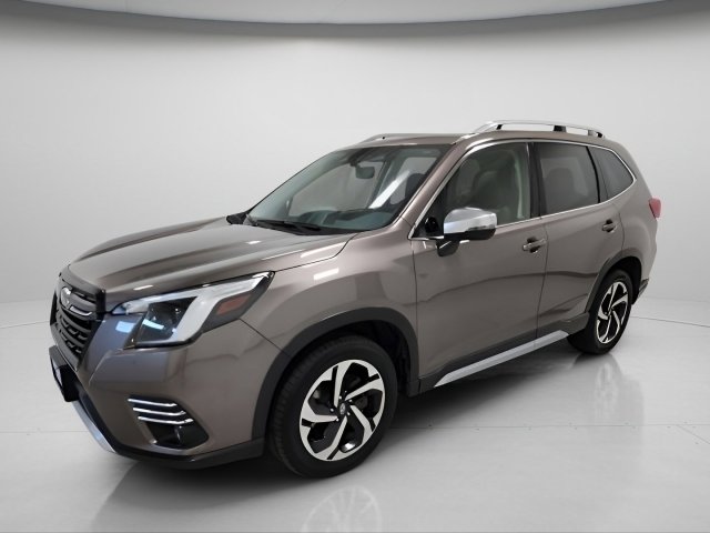 Used 2023 Subaru Forester Touring image 9