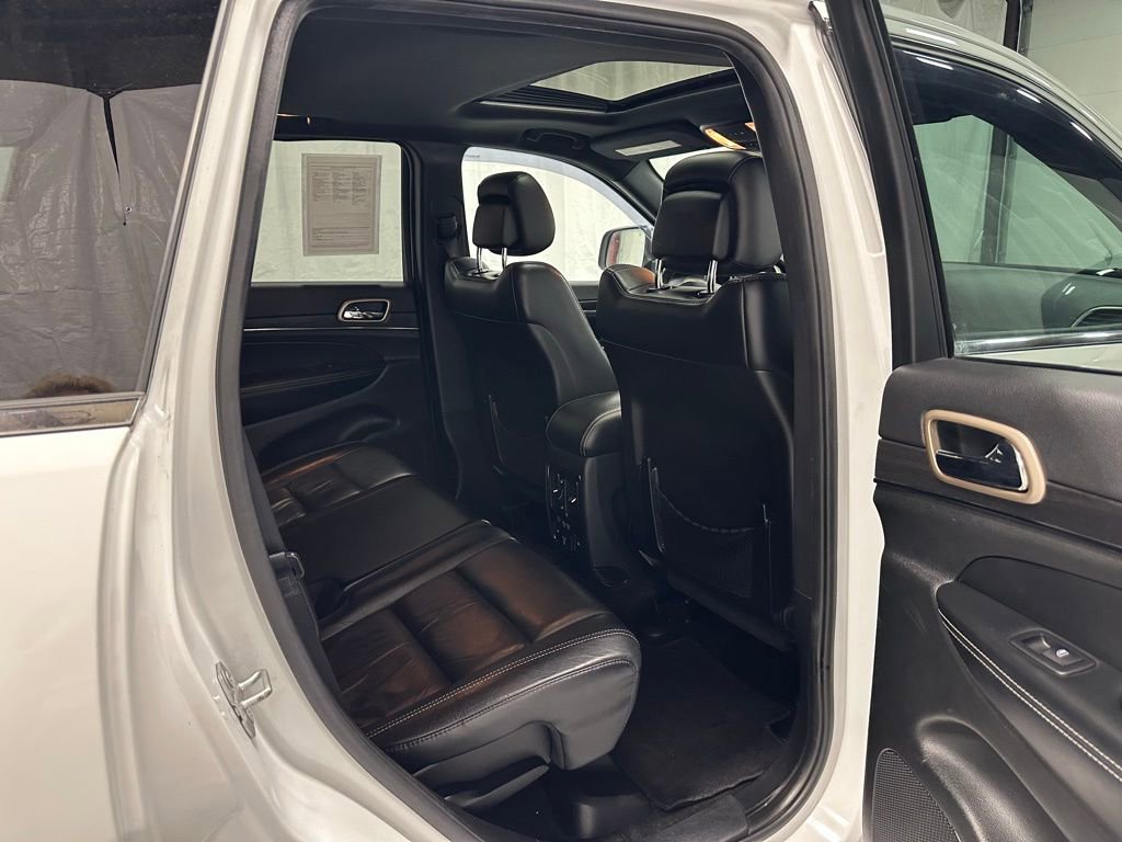 Used 2015 Jeep Grand Cherokee Limited AWD/4WD image 51