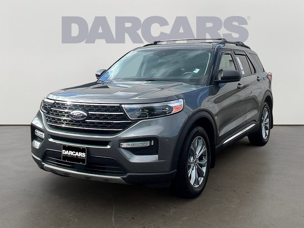 Used 2023 Ford Explorer XLT w/ Equipment Group 202A AWD/4WD image 3