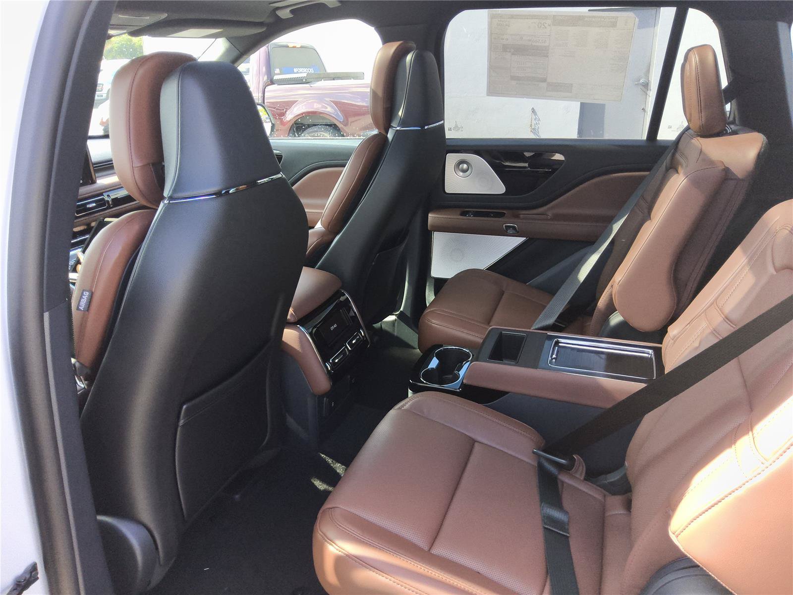 New 2026 Lincoln Aviator Reserve AWD/4WD image 18