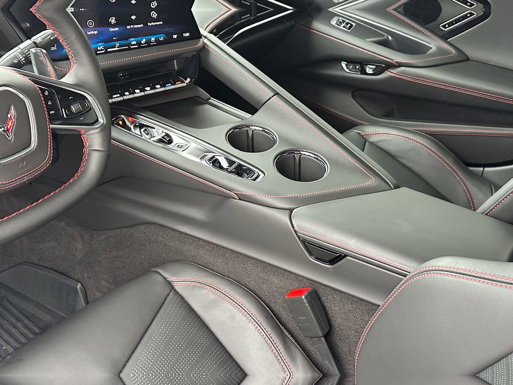 Used 2026 Chevrolet Corvette Stingray Premium Conv w/ Z51 Performance Package RWD image 15