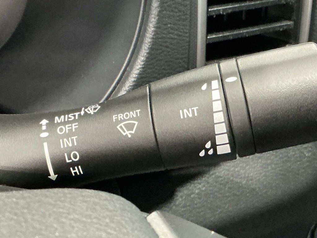 Used 2022 Nissan Frontier SV image 10