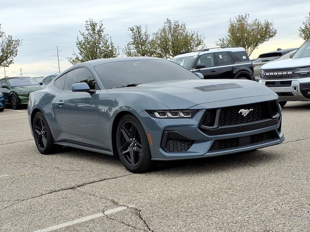 Used 2024 Ford Mustang GT RWD image 7
