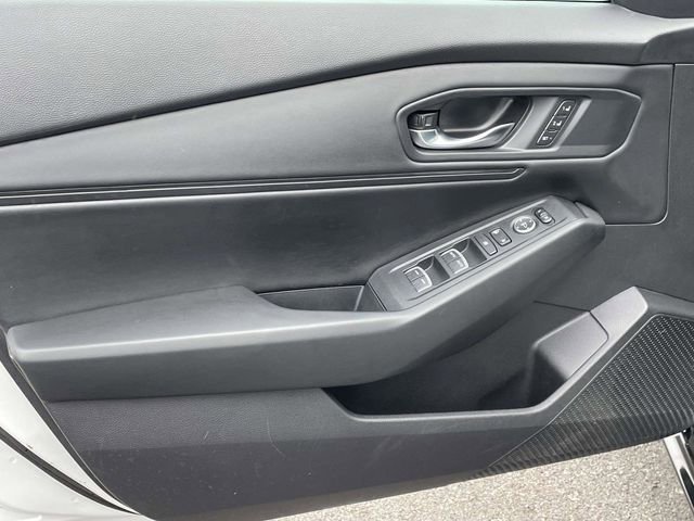 Used 2023 Honda Accord EX-L image 9