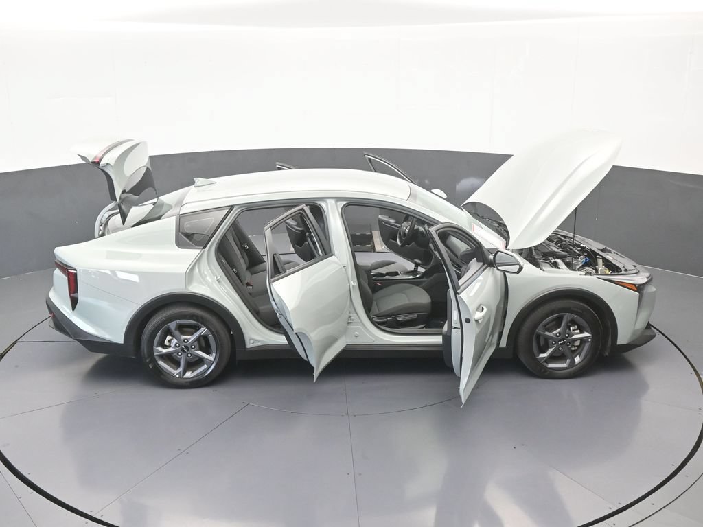 Used 2025 Kia K4 FWD image 66