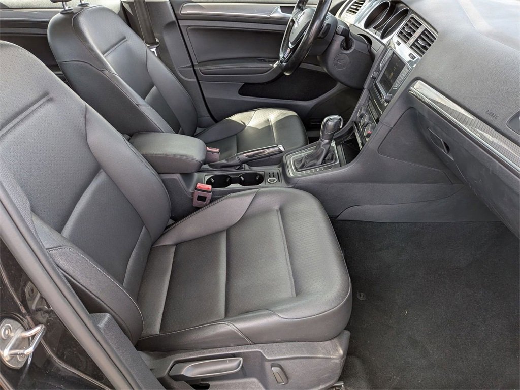 Used 2017 Volkswagen Golf Alltrack SE image 29