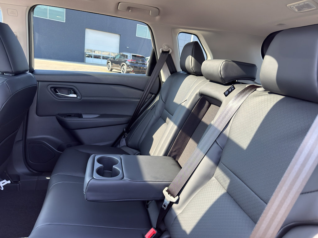 New 2026 Nissan Rogue SV image 34