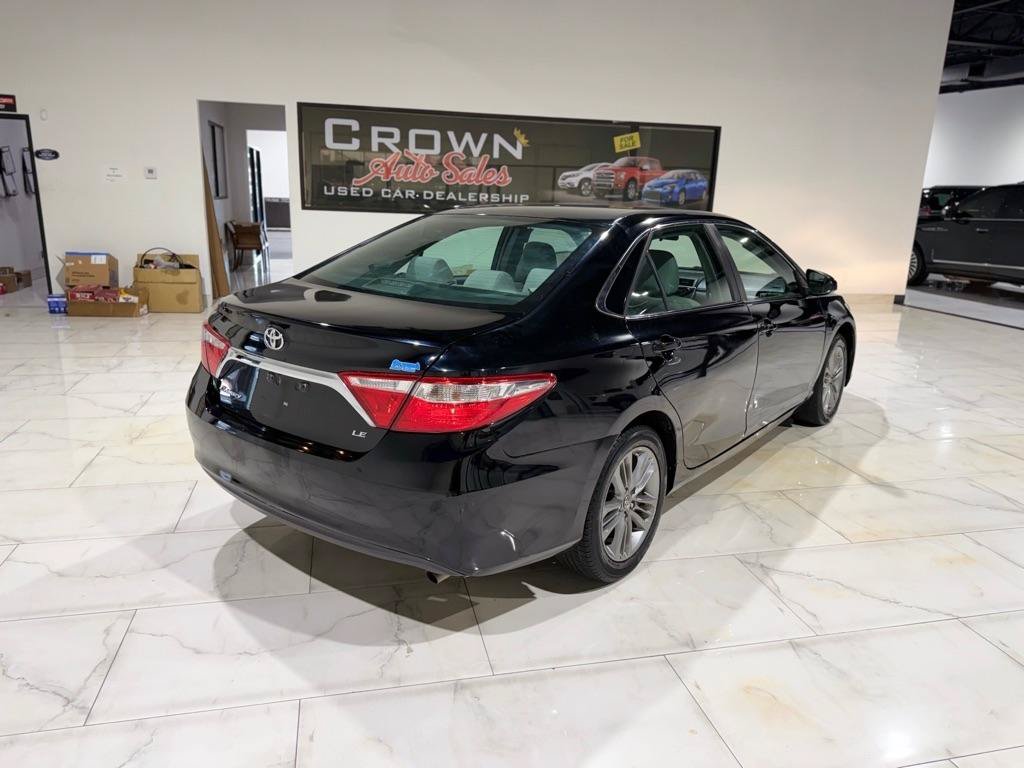 Used 2017 Toyota Camry LE FWD image 8